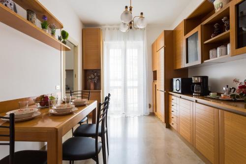 Cenisio Subway Flat - image 2