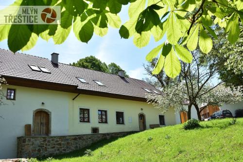 Accommodation in Třeštice