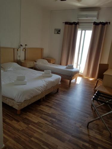 Camera tripla, vista sul mare