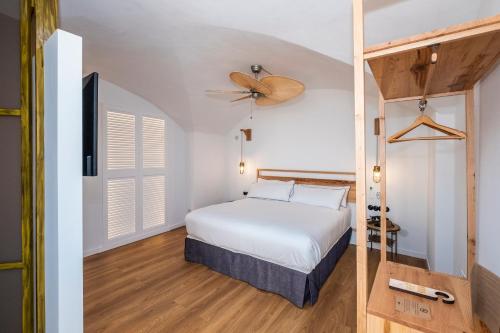 1 queen bed