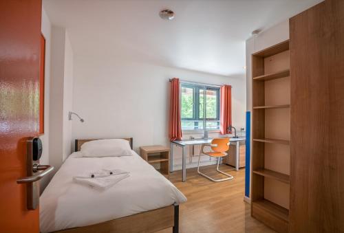 LSE High Holborn - image 4