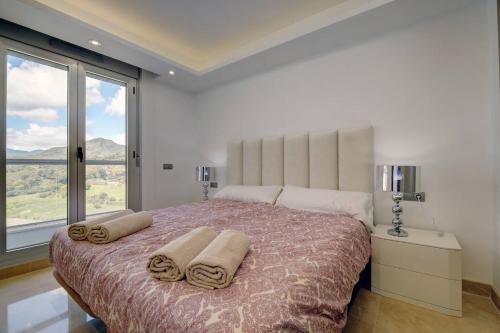 Luxury Flat -Sea, Golf and Mountain Views