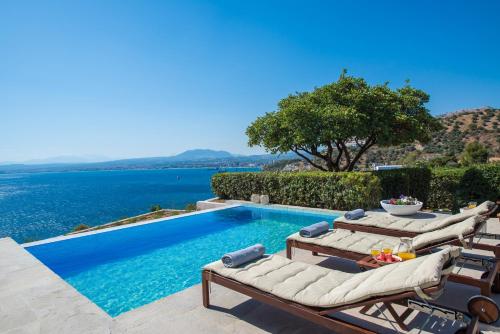 Helidoni Hill seaview family villa Crete