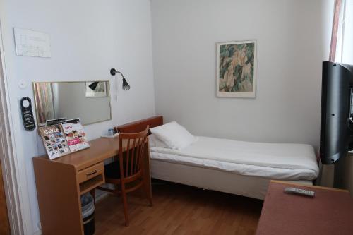 Hotel Aveny Bed & Breakfast Ideally located in the prime touristic area of Gavle, Hotel Aveny Bed & Breakfast promises a relaxing and wonderful visit. The hotel offers a wide range of amenities and perks to ensure you have a gre