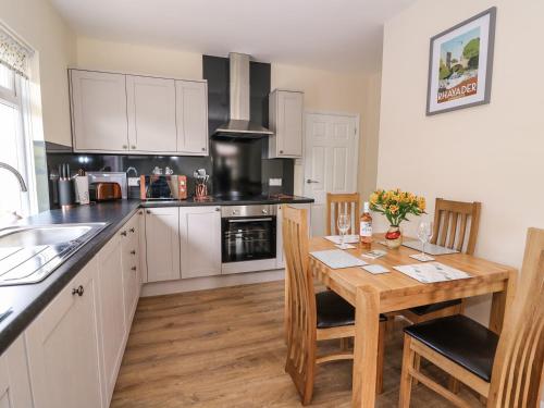 Tegfan Rhayader - image 7