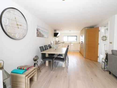 7 Ocean Gateway 7 Ocean Gateway