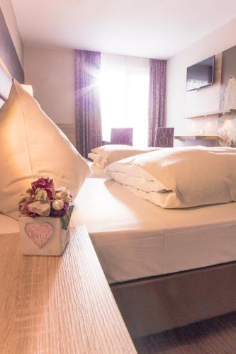 Hotel Neue Post - image 10