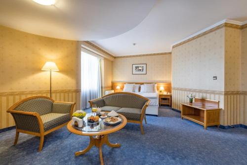 Suite image 4