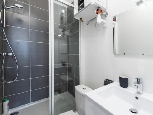 Macé Studio Apartment - image 6