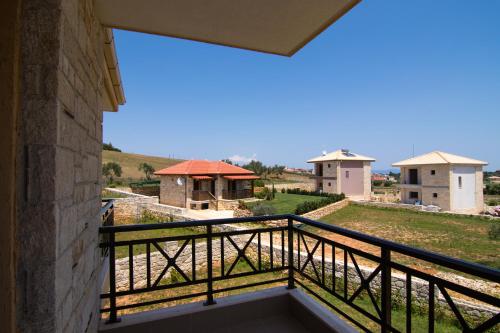 New build cozy maisonette in Nea Fokea, Chalkidiki - fevillas-com