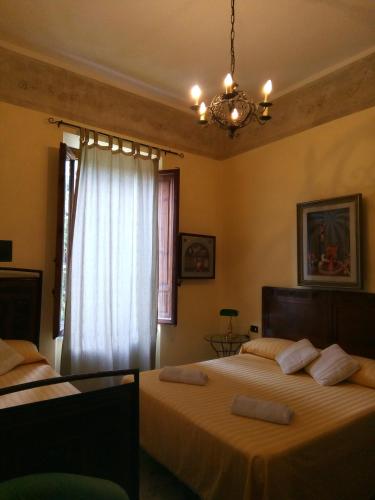Double Room with Private External Bathroom
