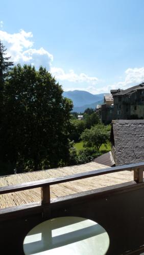 Chalet Le Bois Noir Room Type - Two-Bedroom Apartment with Terrace Chalet Le Bois Noir Room Type - Two-Bedroom Apartment with Terrace