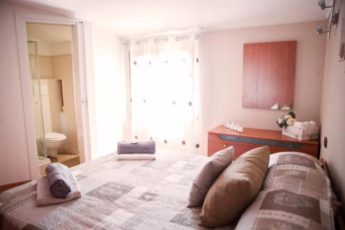Ambrosia - image 7