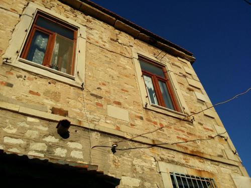  tarihi rum taş evi, Pension in Foça bei Maltepe