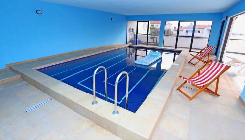  Apartments Crozy in Podstrana