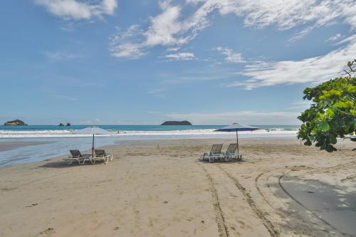 пляж, Hotel Verde Mar Direct Beach Access in Кепош