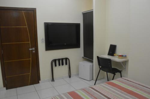 Standard Room with Double Bed image 2