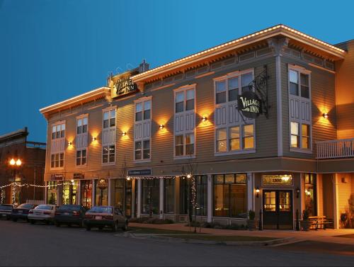Fairhaven Village Inn - 출입구