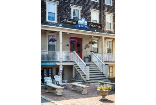 Admiral Fitzroy Inn - image 3