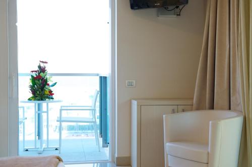 15188849 Mercure Hotel Rimini Artis