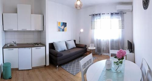  Apartman Toni - Posedarje in Posedarje