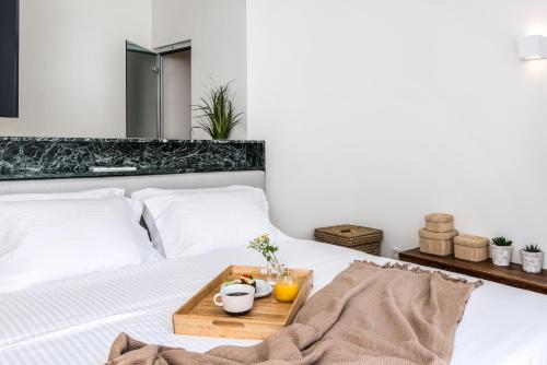 Voukourestiou 25, The Apartment, Kolonaki, Central Athens
