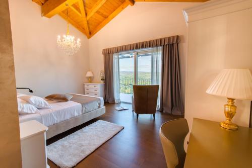 Book the Deluxe  Family Suite with Sea View - Senator Deluxe  Family Suite with Sea View - Senator