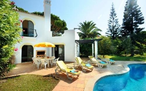  Villa Dunas Douradas in Almancil