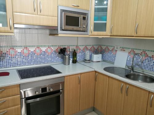 Arinaga Beach & Pool Apartment 5