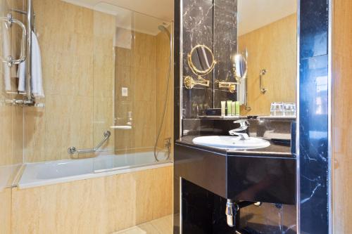 Meliá White House Hotel Apartments - image 4