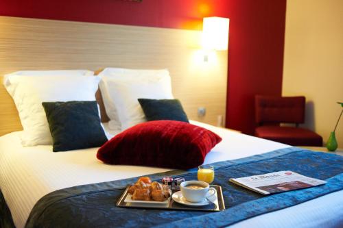 1 queen bed