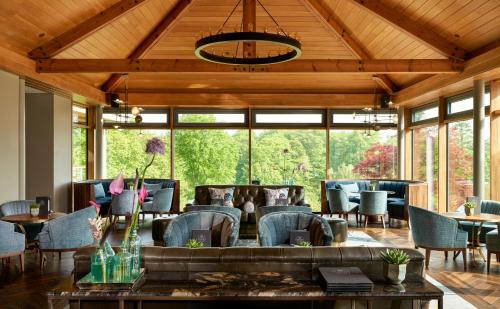 Bar/lounge, Druids Glen Resort in Woodstock Demesne