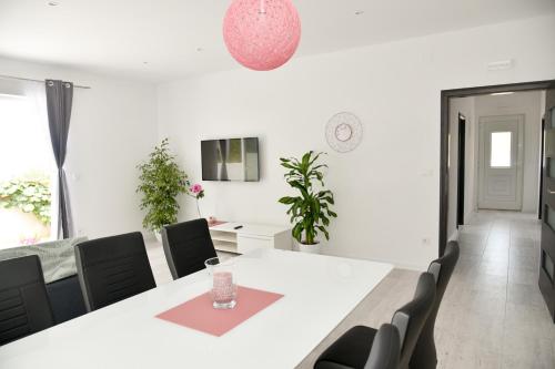 APARTMENT ELI - SEA VIEW in Plat