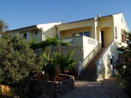  Apartmani Sonja, Unterkunft in Mali Iž