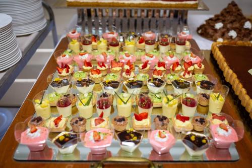 International Beach Hotel - image 5