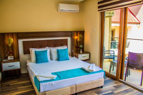 1 queen bed