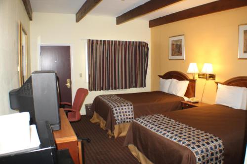 Americas Best Value Inn Geneva - image 7