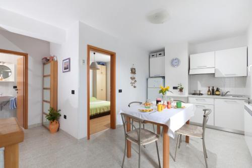 Konyha, Sanchi Comfortable holiday residence in Labin