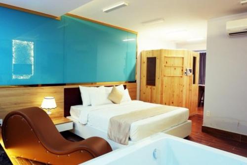 dragon palace hotel by amazing jl yos sudarso kampung maliaro kec ternate tengah maliaro ternate ten