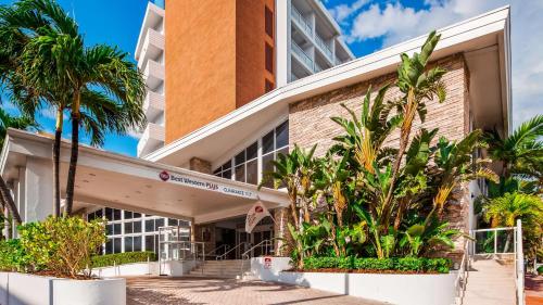 Best Western Plus Atlantic Beach Resort in Miami Beach, USA