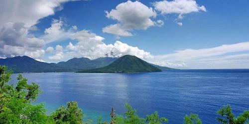 Dragon Palace Hotel by Amazing Dragon Palace Hotel by Amazing is a popular choice amongst travelers in Ternate, whether exploring or just passing through. The property offers a wide range of amenities and perks to ensure you have a