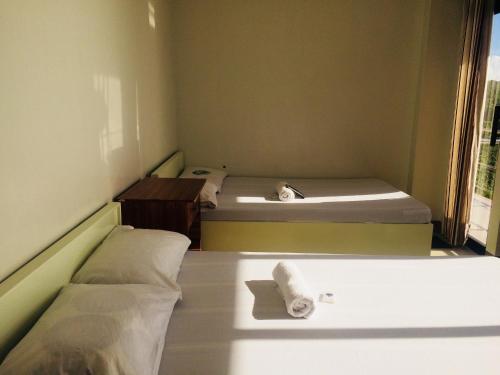 LCF - BB Hotel Room Type - Quadruple Room with Sea View