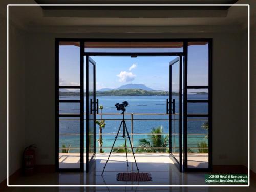 Balcony/terrace, LCF - BB Hotel in Romblon