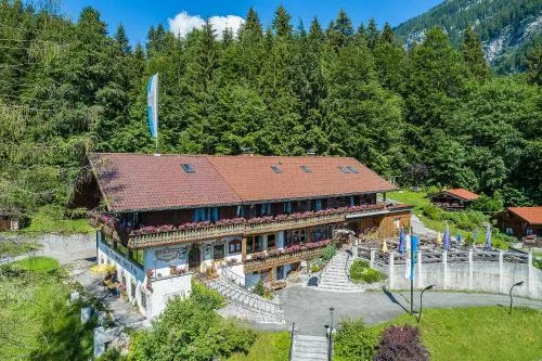 Gröbl-Alm Haus zur schönen Aussicht in Graswang, Deutschland
