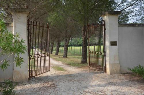 Domaine Shambala - Piscine Naturiste