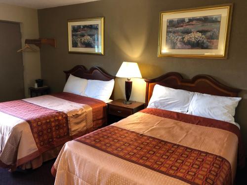 Travel Inn & Suites Flemington