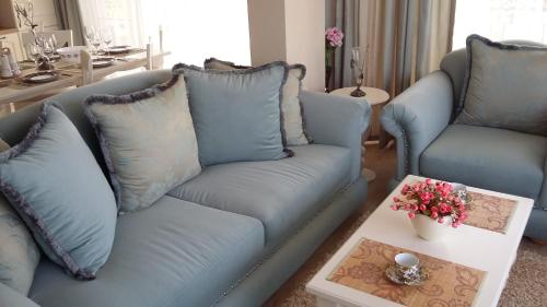 Penelopa Palace Apart Hotel & SPA Penelopa Palace Apartments is conveniently located in the popular Pomorie area. The hotel offers a wide range of amenities and perks to ensure you have a great time. Take advantage of the hotels free