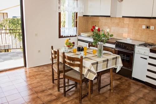 virtuve, Apartment Ivan in Rogoznica