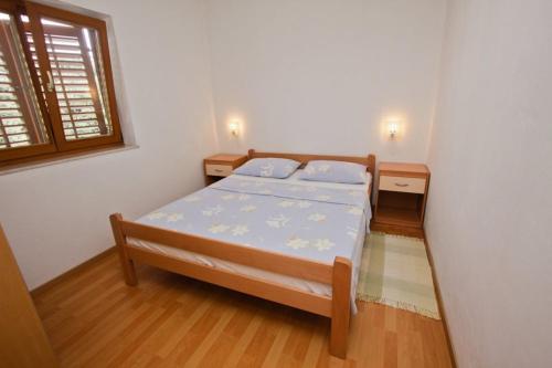  Apartments Elia in Mandre