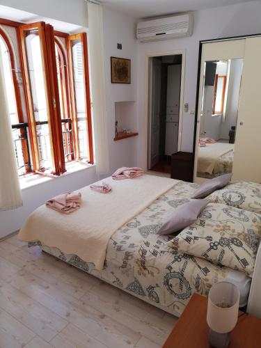 M & J Central Suites, Корчула (фото 3)